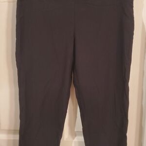 Cato Women's Black Cropped Pants